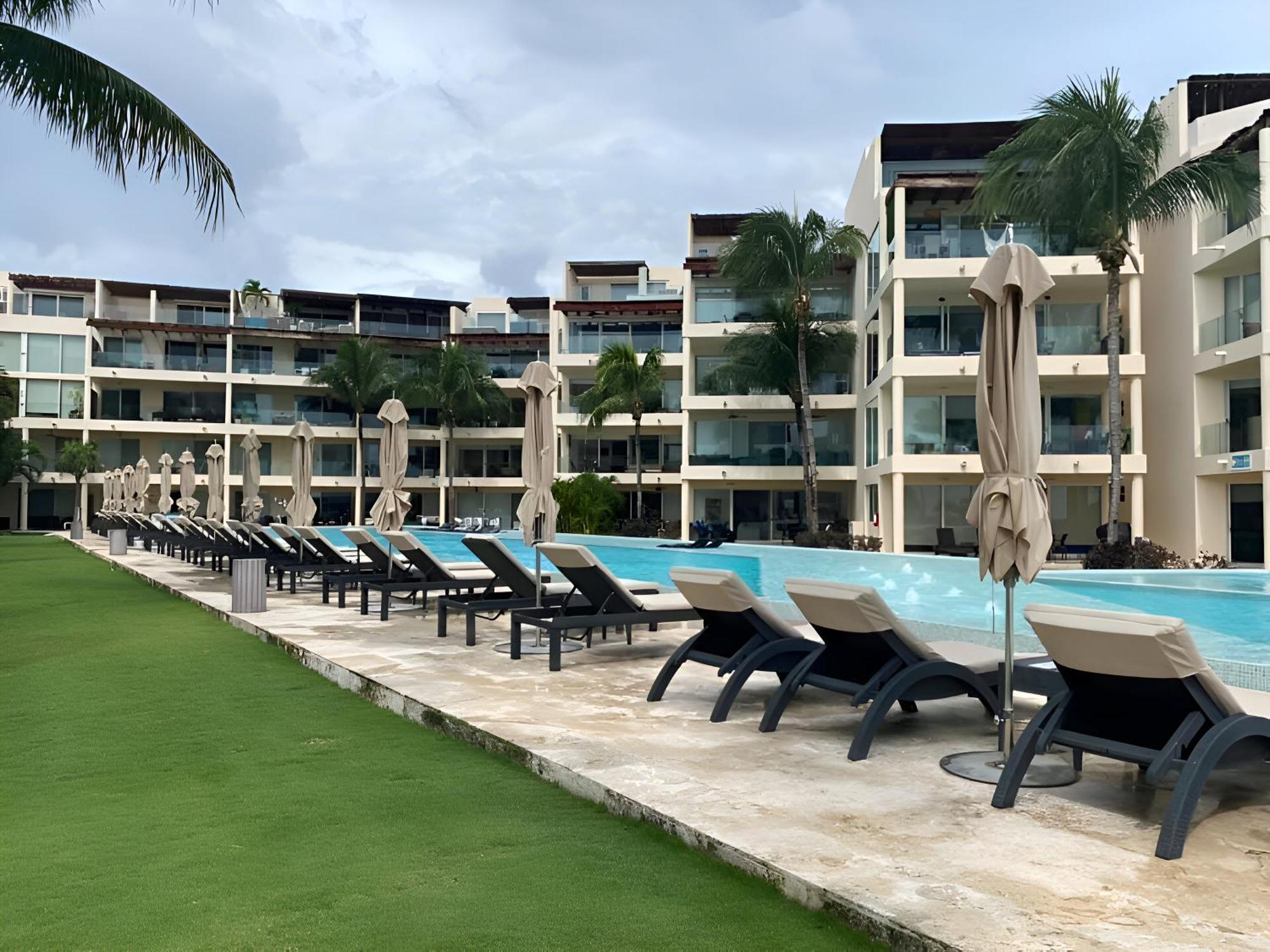Beachfront Location At Elements Playa del Carmen