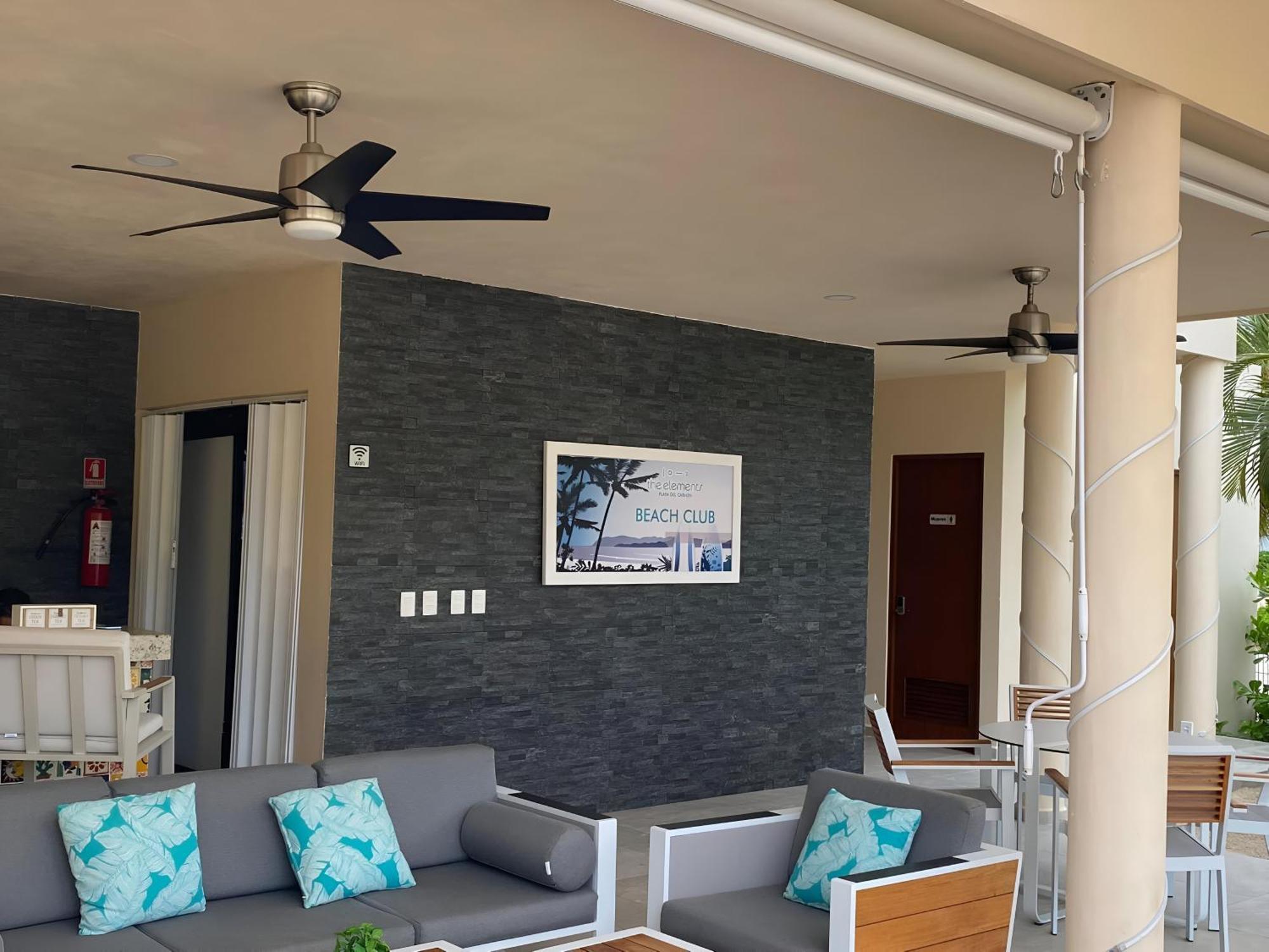 Beachfront Location At Elements