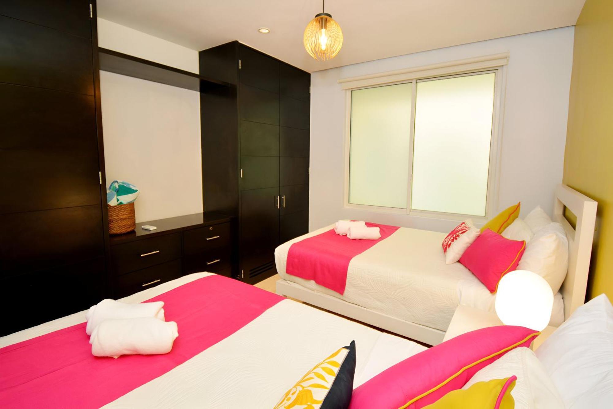 Apartamento Beachfront Location At Elements Playa del Carmen