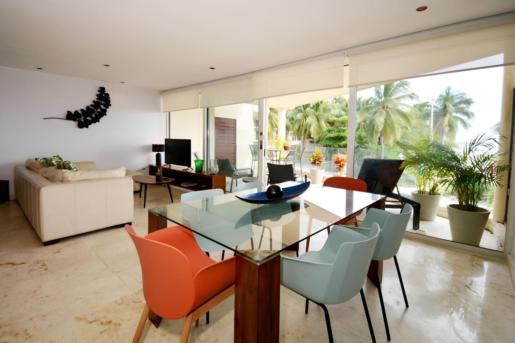 Beachfront Location At Elements Apartamento Playa del Carmen