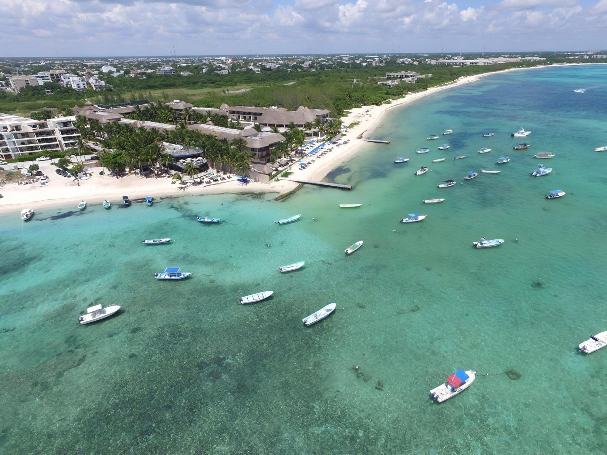 Apartamento Beachfront Location At Elements Playa del Carmen